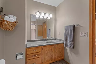 324 N Westhaven Drive, Oshkosh, WI 54904 - Photo 23