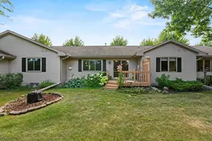 324 N Westhaven Dr, Oshkosh, WI 54904 - Photo 27