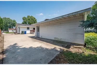 815 Ash Street, De Pere, WI 54115 - Photo 35