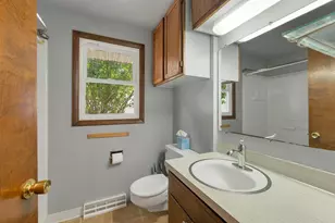 815 Ash St, De Pere, WI 54115 - Photo 15