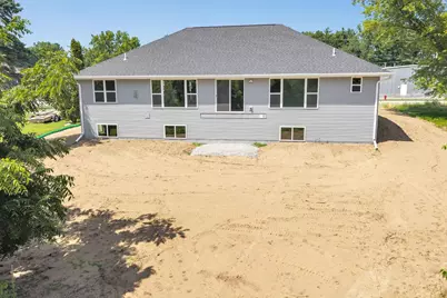 2735 Hillsdale Court, Green Bay, WI 54313 - Photo 27