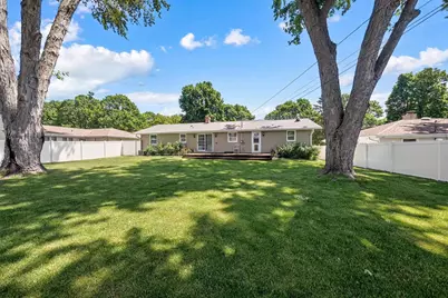 638 Sunnycrest Street, Green Bay, WI 54302 - Photo 31