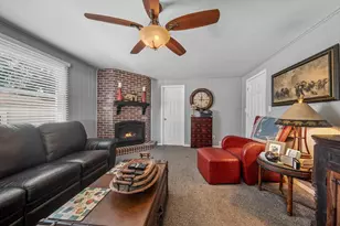 638 Sunnycrest St, Green Bay, WI 54302 - Photo 13