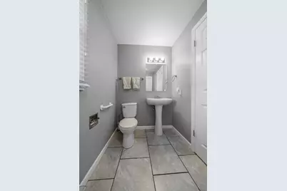 638 Sunnycrest Street, Green Bay, WI 54302 - Photo 15