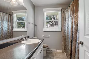 638 Sunnycrest St, Green Bay, WI 54302 - Photo 19