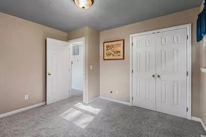 542 Clover Lane, Green Bay, WI 54301 - Photo 21