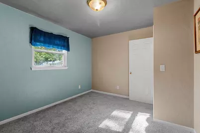 542 Clover Lane, Green Bay, WI 54301 - Photo 19