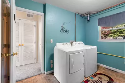 542 Clover Lane, Green Bay, WI 54301 - Photo 13