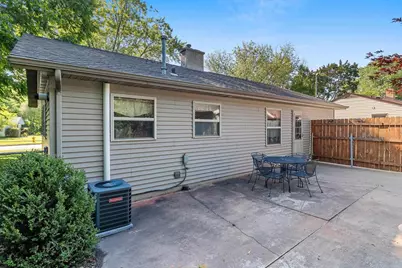 542 Clover Lane, Green Bay, WI 54301 - Photo 23