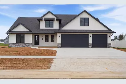 N8871 Killarney Way, Menasha, WI 54952 - Photo 1