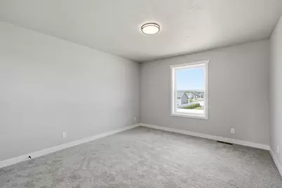 N8871 Killarney Way, Menasha, WI 54952 - Photo 27