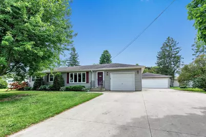 1863 Lenwood Avenue, Green Bay, WI 54303 - Photo 1
