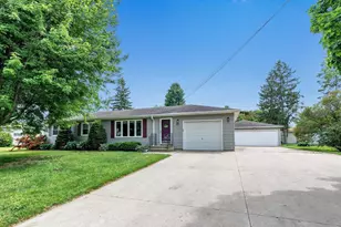 1863 Lenwood Ave, Green Bay, WI 54303 - Photo 1