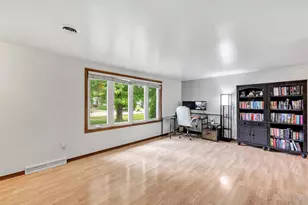 1863 Lenwood Ave, Green Bay, WI 54303 - Photo 5