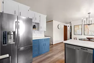 3008 Gilbert Dr, Green Bay, WI 54311 - Photo 11