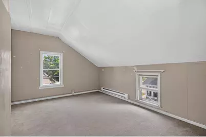 1129 W New York Avenue, Oshkosh, WI 54901 - Photo 13