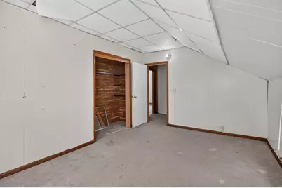 1129 W New York Avenue, Oshkosh, WI 54901 - Photo 19