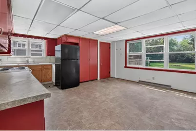 1129 W New York Avenue, Oshkosh, WI 54901 - Photo 21