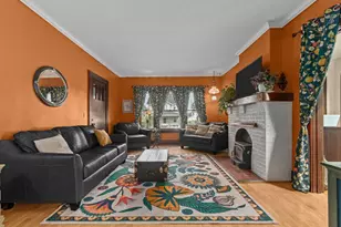 618 Dickinson St, New London, WI 54961 - Photo 5