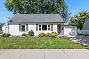 446 Victoria St, Green Bay, WI 54302 - Photo 25