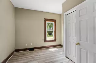 206 Steger St, Redgranite, WI 54970 - Photo 11