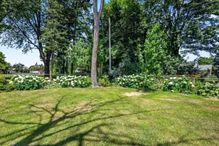 2366 S Ridge Rd, Ashwaubenon, WI 54304 - Photo 29
