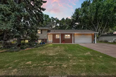 2366 S Ridge Road, Ashwaubenon, WI 54304 - Photo 1