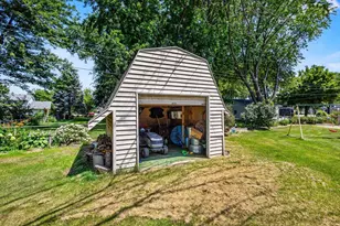 2366 S Ridge Rd, Ashwaubenon, WI 54304 - Photo 27