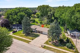 2366 S Ridge Rd, Ashwaubenon, WI 54304 - Photo 31