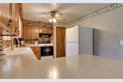 1461 Home Avenue, Menasha, WI 54952 - Photo 15