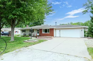 1461 Home Ave, Menasha, WI 54952 - Photo 1