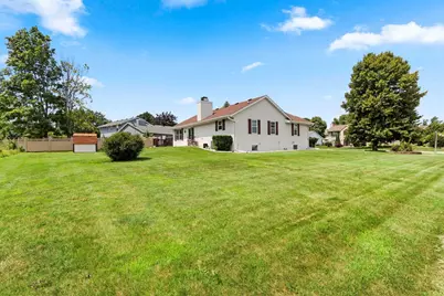 2821 Friendly Circle, Green Bay, WI 54313 - Photo 43