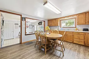 231 Lake St, Marinette, WI 54143 - Photo 9