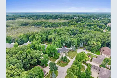2060 Muirwood Court, Green Bay, WI 54313 - Photo 5