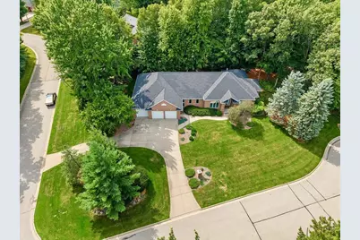 2060 Muirwood Court, Green Bay, WI 54313 - Photo 3