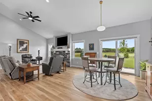 1448 Foxfire Ct, Waupaca, WI 54981 - Photo 13