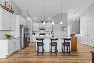 1448 Foxfire Ct, Waupaca, WI 54981 - Photo 3