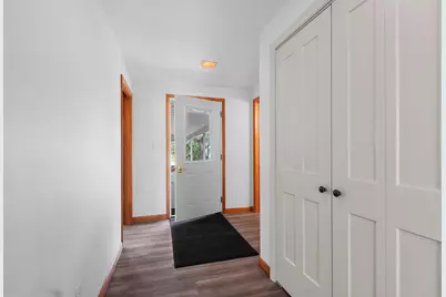 281 Roselawn Boulevard, Green Bay, WI 54301 - Photo 13