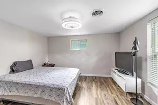 1110 Wirtz Ave, Green Bay, WI 54304 - Photo 11