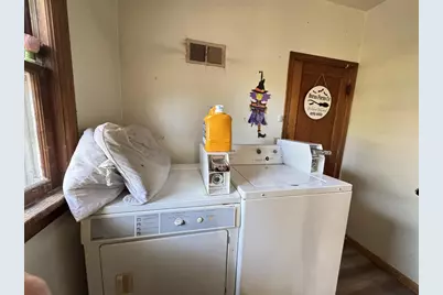317 N Washington Street, Waupaca, WI 54981 - Photo 15