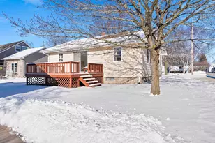 1717 Daggett St, Marinette, WI 54143 - Photo 25