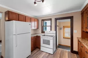 1203 N Gillett St, Appleton, WI 54914 - Photo 7