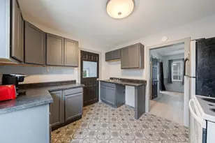 246 W 12th Ave, Oshkosh, WI 54902 - Photo 13