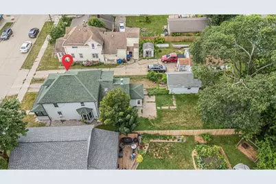 246 W 12th Avenue, Oshkosh, WI 54902 - Photo 33