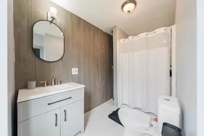 246 W 12th Avenue, Oshkosh, WI 54902 - Photo 17