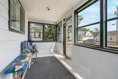 246 W 12th Avenue, Oshkosh, WI 54902 - Photo 3