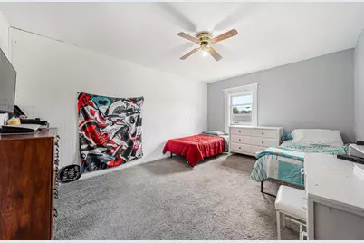 246 W 12th Avenue, Oshkosh, WI 54902 - Photo 25