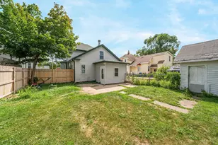 246 W 12th Ave, Oshkosh, WI 54902 - Photo 29
