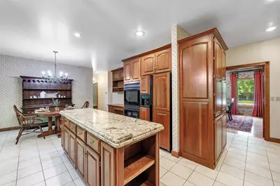 1071 Thornberry Creek Drive, Hobart, WI 54155 - Photo 17