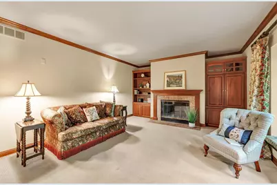 1071 Thornberry Creek Drive, Hobart, WI 54155 - Photo 21